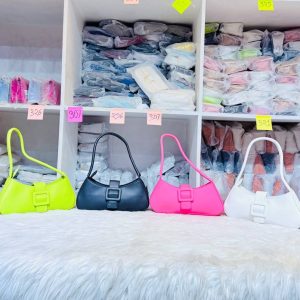 womens-hand-bags